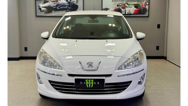 Peugeot 408