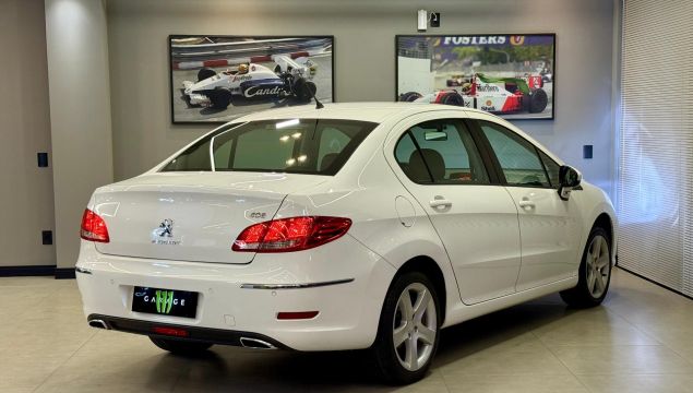Peugeot 408