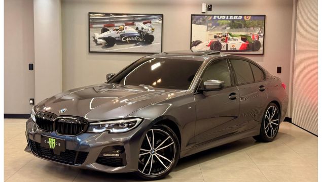 BMW 320i