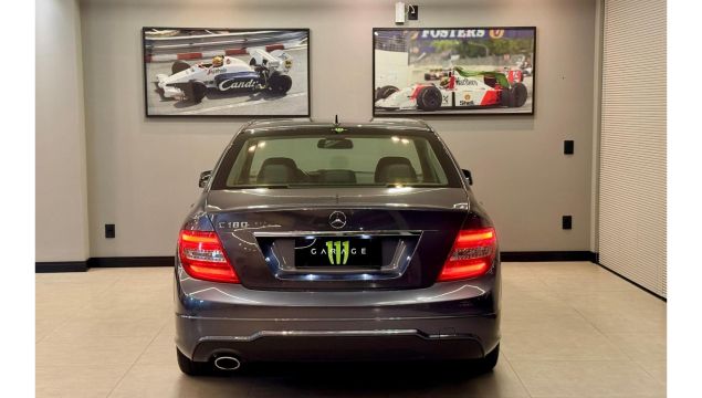 Mercedes-Benz C-180