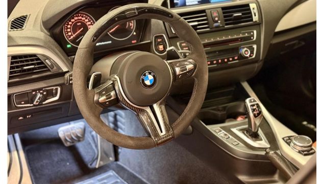 BMW M235i